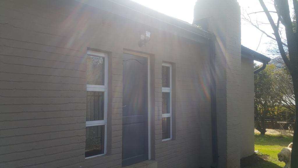 Upper House Guesthouse Clarens Esterno foto